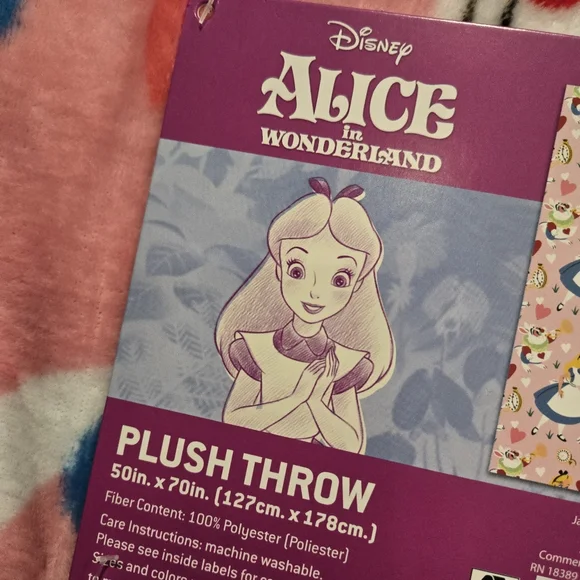 Disney Alice In Wonderland Pink Plush Throw Blanket New With Tags - Picture 2 of 6